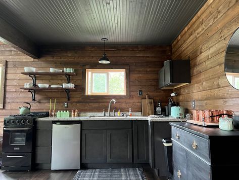 Cabin kitchen with open shelves Kitchen With Open Shelves, Cabin Kitchen, Cabin Kitchens, Rustic Retreat, Open Shelves, Open Shelving, Kitchen Cabinets, Interior Decorating, Cabin