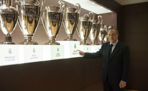 Real Madrid Ucl, Trophy Cabinets, Trophy Case, Santiago Bernabeu, European Cup, Dressing Recipe, Album Art, Real Madrid, Madrid