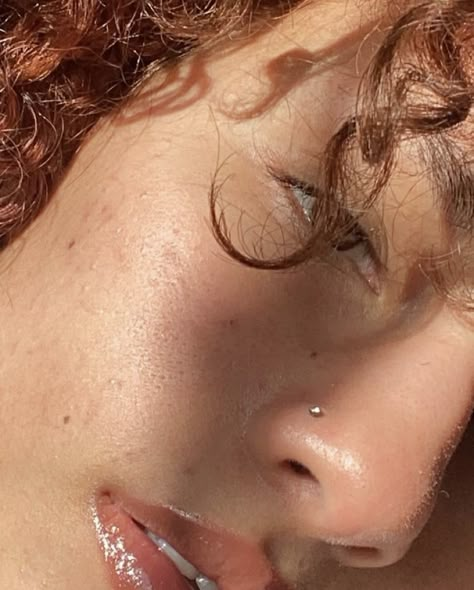 Mixed black girl aesthetic picture inspo realistic inspiration picture of the day skin acne pretty girl magic Nose Piercing Curly Hair, Nose Stud Piercing Aesthetic, Stud Nose Piercing Aesthetic, Nose Ring Aesthetic Stud, Aesthetic Nose Piercing Stud, Aesthetic Nose Piercing, Nose Piercing Stud Aesthetic, Cute Nose Piercings Aesthetic, Nose Stud Aesthetic