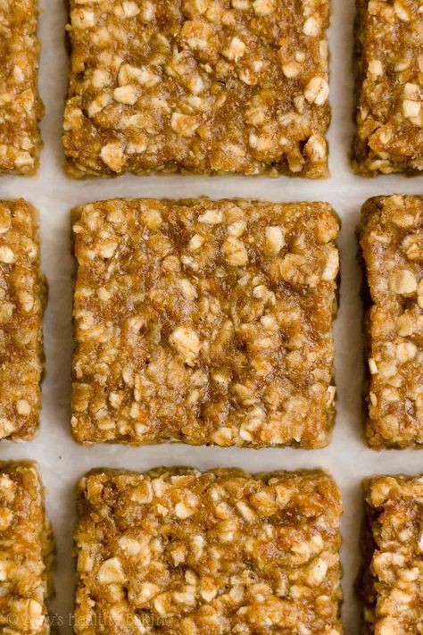 Almond Butter Oatmeal Bars, Healthy Peanut Butter Oatmeal, Gingerbread Oatmeal, Carrot Oatmeal, Peanut Butter Breakfast Bar, Almond Butter Oatmeal, Healthy Gingerbread, Oatmeal Snacks, Baking Healthy