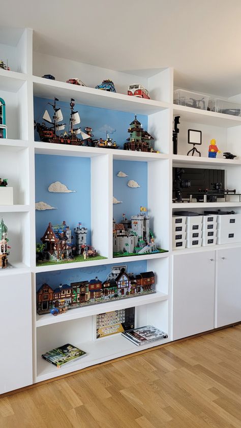 Lego Modular Buildings Display, Lego Display Ideas Shelves, Brickheadz Display, Lego Set Display Ideas, Lego Shelf Display, Lego Cabinet, Marvel Boys Bedroom, Lego Display Shelves, Lego Set Display