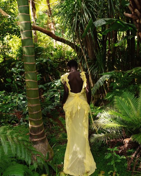 our Osun dress in Canary will have you feeling as radiant as the sun 🌞🌼 Soft Ethereal Aesthetic, 30th Photoshoot, Nature Editorial, Dreamy Photoshoot, Black Femininity Aesthetic, Birthday Poses, Fall Baddie, Moodboard Fashion, Take What You Need