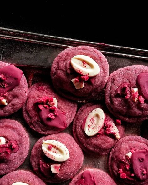 White Chocolate Raspberry Cookies, Raspberry White Chocolate Cookies, Flavor Pairing, Chocolate Sugar Cookie Recipe, Raspberry Thumbprint Cookies, Raspberry White Chocolate, Raspberry Cookies, Chocolate Sugar Cookies, Chewy Sugar Cookies