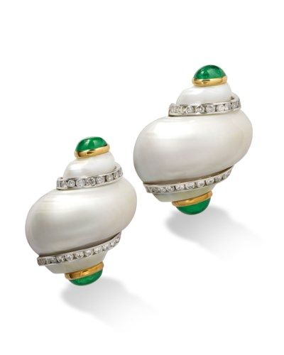 Seaman Schepps, Emerald And Diamond Earrings, Coloured Diamonds, Avant Garde Jewelry, Bling Bags, Colored Diamond Rings, Pearl Jewels, Bracelet Diamond, Pearl And Diamond Earrings