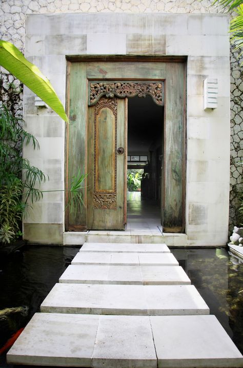 Villa Casa Bali Front Door Balinese Bali Doors Entrance, Balinese Door, Balinese Villa, Romantic Candle Light Dinner, Garden Shower, Garden Villa, Romantic Candles, Bali Style, Trendy Beach