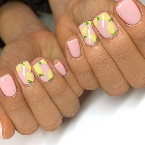 Bias Nail Designs, Lemon Design Nails, Lemon Nails Designs, Lemon Nail Art, Biab Nails, June Nails, Lemon Nails, Greece Trip, Super Cute Nails