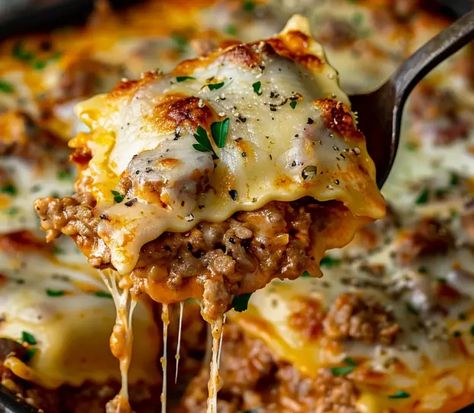 How to Make the Perfect Million Dollar Ravioli Casserole - Million Dollar Ravioli, Top Dinner Recipes, Ravioli Casserole, Italian Meals, Baked Pasta, Hearty Meal, Hydro Electric, Simply Recipes, Delicious Dinner