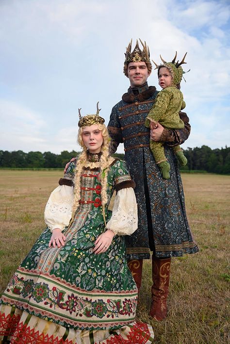 Medieval Gown, Peter The Great, Nicholas Hoult, Catherine The Great, Period Outfit, Poses References, Fantasy Costumes, Cowboy Bebop, Movie Costumes