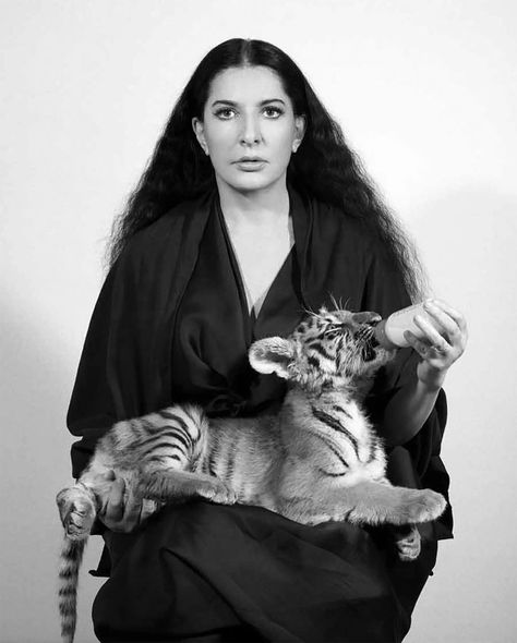 Marina Abramovic: The Art of Harmony Marina Abramovic, Best Friendship, Performance Artist, Female Artists, Lancaster, Performance Art, Contemporary Artists, Night Life, Visual Art