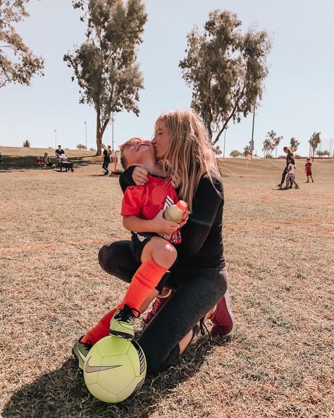 Soccer Baby, Kids Goals, Pregnancy Pictures, Life Goals Future, Moms Goals, Mommy Goals, Mommy And Son, Sports Aesthetic, Soccer Game