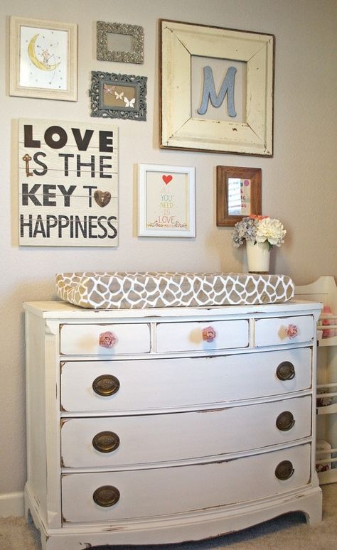 Sweet! Diy Painting Dresser Ideas, Diy Painting Dresser, Painting Dresser Ideas, Girl Nursery Dresser, Painting Dresser, Wall Collage Ideas, Dresser Rustic, Room Bohemian, Dresser Ideas