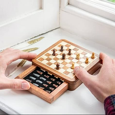 Mini Chess Set, Chess Aesthetic, Luxury Chess Sets, Chess Gifts, Travel Chess Set, Harry Potter Quidditch, Chess Boards, Playing Chess, Brass Inlay