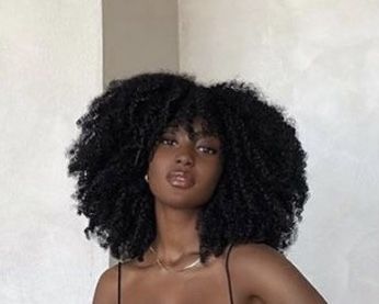 Cabello Afro Natural, Type 4 Hair, Girls Natural Hairstyles, Pelo Afro, Natural Curls Hairstyles, Natural Hair Styles Easy, Curly Hair Inspiration, Natural Hair Inspiration, Hair Reference