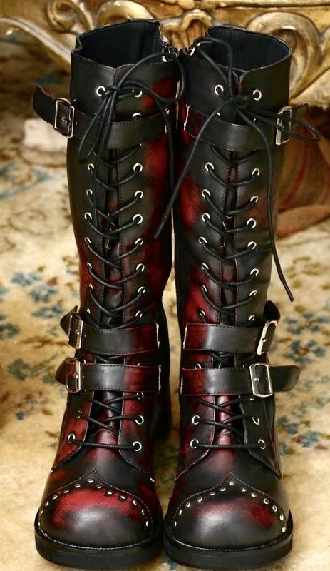 Guard Outfit, Oi Punk, Steampunk Shoes, Steampunk Boots, Mode Steampunk, Pokemon Clothes, Goth Shoes, Dr Shoes, Steampunk Corset