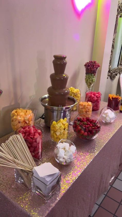 Chocolate Fountain Party Ideas, Fruit Table With Chocolate Fountain, Sweet 16 Fruit Platter, Chocolate Fountain At Wedding, Chocolate Fountain Set Up, Sweet 16 Food Table, Fruit Table Ideas Birthday, 17th Birthday Decoration Ideas, Grad Party Dessert Table Ideas