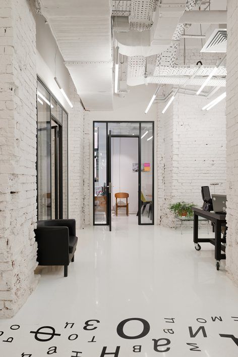 Gazeta.ru news agency office, Moscow | Dmitry Ovcharov Agency Office, Industrial Office Design, Office Decor Professional, Loft Office, Corporate Office Design, Brick Walls, Office Seating, Loft Conversion, White Brick