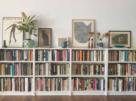 Home Library Victorian, Book Shelf Ideas Living Room, Library Victorian, Book Shelf Ideas, Low Bookshelves, Ikea Inspiration, Bookshelves In Living Room, Home Library Design, Reading Nooks