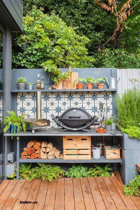 Small Outdoor Kitchens, Modern Outdoor Kitchen, Outdoor Bbq Kitchen, Garden Ideas Cheap, Budget Garden, Outdoor Kitchen Patio, Outdoor Bbq, Outdoor Kitchen Design, Back Patio