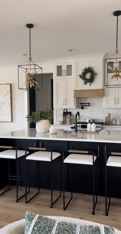 Two toned kitchen cabinets are a gorgeous design trend and we're sharing 17 of our favorite kitchens for inspiration! Gold And Chrome Kitchen, Black White Gold Kitchen, White And Gold Kitchen Ideas, Black White And Gold Kitchen, White Gold Kitchen, Gold Kitchen Ideas, White And Gold Kitchen, Two Toned Kitchen Cabinets, Kitchen Remodel Design