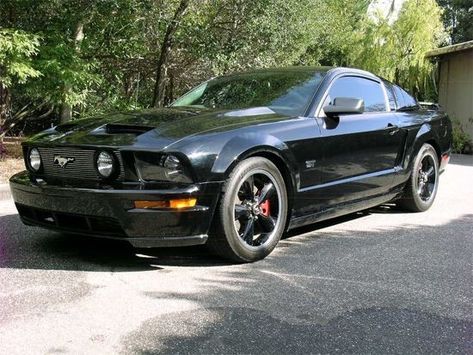 Mustang Gt Black, 06 Mustang, 2006 Mustang Gt, 64 Mustang, Mustang S197, 2006 Mustang, 2005 Ford Mustang, Cars 2006, Car Life