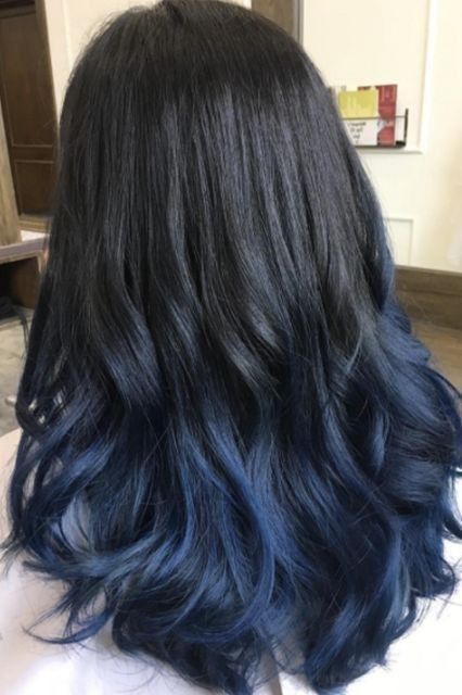 Silvery Blue Hair, Light Blue Ombre Hair, Blue Hair Highlights, Dark Ombre Hair, Denim Hair, Blue Ombre Hair, Dark Blue Hair, Brown Ombre Hair, Hair Color Highlights