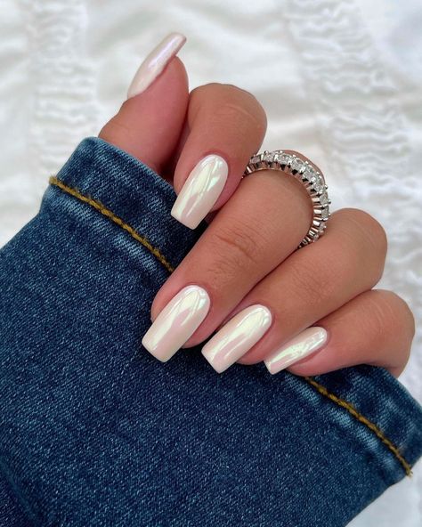 30 Best Nail Design Trends to Inspire You White Chrome Nails, Milky Nails, Nude Nail Designs, Winter Nails Acrylic, Nagel Tips, Work Nails, Sparkle Nails, White Nail, Short Acrylic Nails Designs