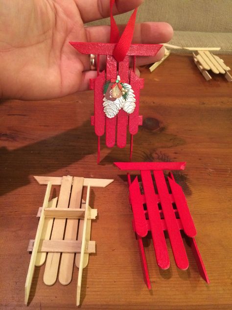 Popsicle stick sleds! Great ornament gift idea. Popsicle Ornaments, Christmas Crafts For Kids To Make, Kids Bible, Stick Crafts, Popsicle Stick Crafts, Popsicle Stick, Easy Christmas Crafts, Christmas Ornament Crafts, Popsicle Sticks