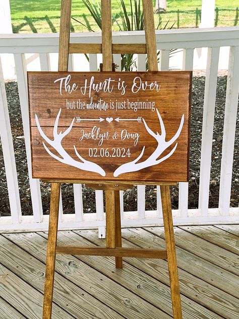 The Hunt Is Over Wedding, Hunt Is Over Wedding, Wood Ceremony, Country Wedding Signs, Unity Braid, Wedding Rehearsal Dinner Decorations, Welcoming Sign, Rustic Cupcakes, Wedding Sign Decor