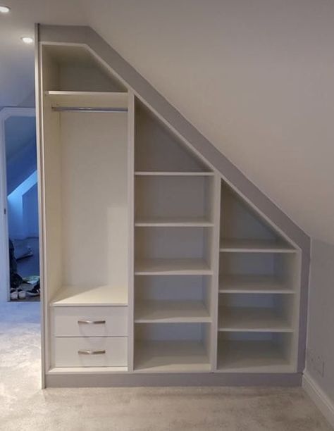 Slanted Ceiling Bedroom, Loft Closet, Sloped Ceiling Bedroom, تحت الدرج, Built In Wardrobes, Attic Bedroom Storage, Slanted Walls, Attic Bedroom Designs, Fitted Kitchens