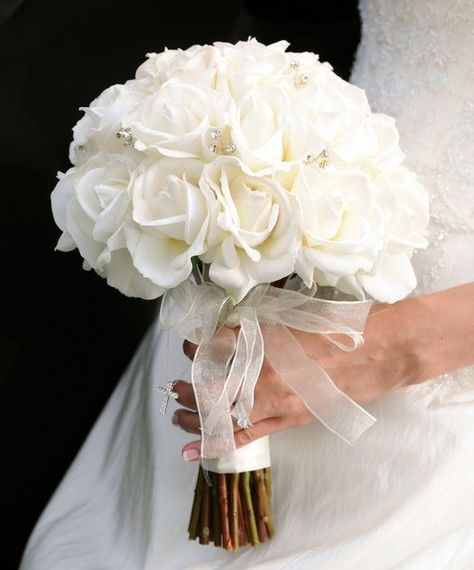 Wedding Flowers White Roses, Wedding Bouquets White, White Rose Bridal Bouquet, Bridesmaid Bouquet White, Silk Bridal Bouquet, White Rose Flower, Blue Wedding Bouquet, Beach Wedding Flowers, Rose Wedding Bouquet