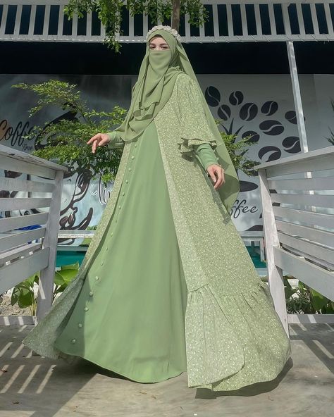 Abaya Styles For Ladies, Islam Fashion, Burqa Designs, Niqabi Bride, Abaya Styles, Islamic Modest Fashion, Muslimah Fashion Casual, Modest Casual Outfits, Hijab Trends