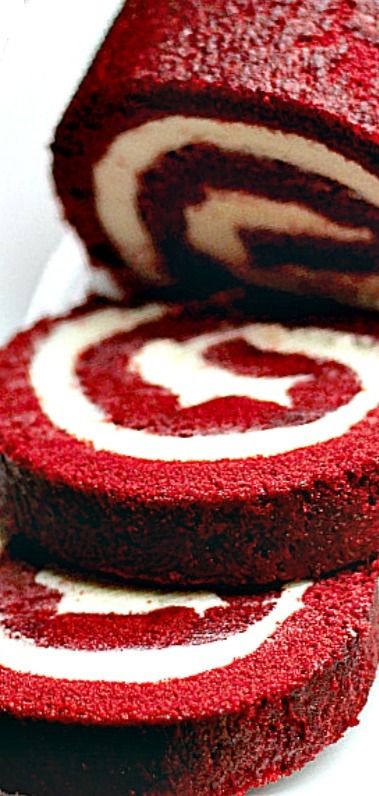 Red Velvet Cake Roll ❊ Red Velvet Swiss Roll Cake, Red Velvet Jelly Roll Cake, Red Velvet Log Cake, Snowflake Red Velvet Cake Roll, Red Velvet Roll Cake Easy, Red Velvet Yule Log Recipe, Christmas Rolls Dessert, White Cake Roll Recipes, Red Velvet Roll Cake Recipe