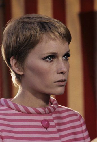 Mia Farrow "A Dandy in Aspic" Mia Farrow 60s, Mia Farrow Pixie, 60s Short Hair, Mandy Moore Short Hair, Pixie Crop, Rosemary's Baby, Swinging 60s, Mia Farrow, Super Short Hair