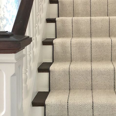 Sarah Cole Interiors on Instagram: "Up close and personal with the beautiful finishing touches that turn a house into a home.​​​​​​​​ ​​​​​​​​ We love a stair runner moment. Not only does it provide a soft layer underfoot to prevent falls, but it’s another opportunity to introduce pattern + texture. I love the way this railroad pinstripe elongates the space while juxtaposing the floral wallpaper throughout the hallway.​​​​​​​​ ​​​​​​​​ Design: @sarahcoleinteriors​​​​​​​​ ​​​​​​​​ #interiordesign Pinstripe Stair Runner, Colonial Stair Runner, Wood Staircase With Runner, Striped Stair Carpet, Wallpaper Hallway Stairs, Wood Stairs With Carpet Runner, Farmhouse Stair Runner, Pattern Stair Runner, Rug Runner Stairs