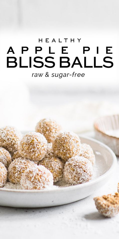 Apple Balls, Blueberry Bliss Balls, Vegan Bliss Balls, Raw Apple Recipes, Bliss Balls Healthy, Healthy Apple Pie, Chocolate Chip Shortbread Cookies, Salted Caramel Mocha, Toffee Cookies