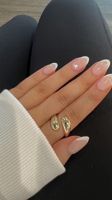 EMMA | LIFESTYLE & FASHION on Instagram: "a Mickey mani 💅🏻🐭🤍 . . . WDW hacks, disney outfit, disney inspired outfits, disney bound, hidden mickey, French tip, white almond nail art, disney nail art, nail inspiration, Pinterest nails" Disney Nails With French Tip, Disney World Nails French Tip, French Tip White Almond, Nails For Disney Trip, Mickey French Tip Nails, White Mickey Nails, Short Almond Disney Nails, Cute Disney Nails Simple, Hidden Mickey Nails