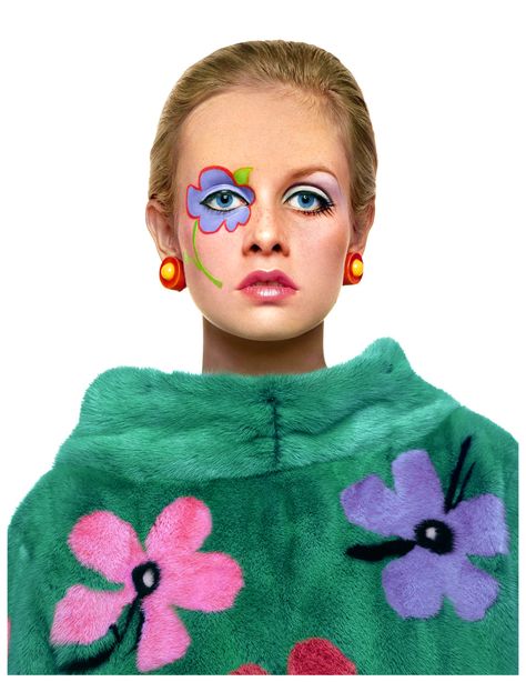 60s Twiggy, 1960s Makeup, Twiggy Fashion, Flower Makeup, Rudolf Nureyev, 60s 70s Fashion, Photography Makeup, Vogue Us, Richard Avedon