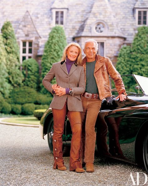 Step Inside Ralph Lauren's House in New York Ralph Lauren House, Ralph Lauren Interiors, Bedford New York, Ralph Lauren Looks, Designer Ralph Lauren, New York Homes, Estilo Country, Lauren Bacall, Ralph Lauren Style