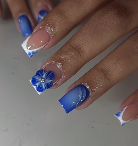 Luxury Essentials, Hard Nails, Blue Acrylic Nails, Fancy Nails Designs, Colored Acrylic Nails, Girly Acrylic Nails, Glow Nails, Classy Acrylic Nails, Short Square Acrylic Nails