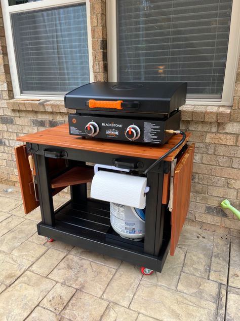 Portable Bbq Stand, Blackstone Griddle Diy Cart, Black Stone Grill Set Up, Tabletop Blackstone Stand Diy, Blackstone Cart Ideas, Diy Blackstone Griddle Stand, Griddle Stand Diy, Blackstone Griddle Table Diy, Diy Blackstone Griddle Surround