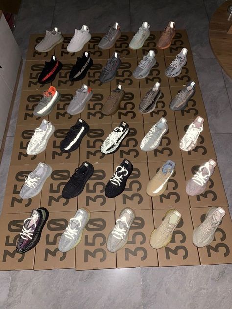 WhatsApp +8615060369606 Ins :Onlysoleonlyyou2 All Yeezy Shoes, Yeezy Vibes, Sneakerhead Room, Wholesale Nike Shoes, Adidas Yeezy 350 V2, Yeezy 350 V2, Lip Gloss Cosmetics, Adidas Yeezy 350, Kicks Shoes