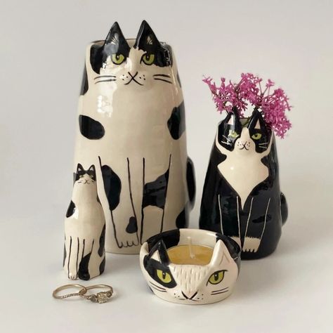 Ceramic Characters, Cat Vase, Cat Pottery, Clay Box, Clay Set, Pottery Animals, Pottery Form, Ceramics Pottery Art, Diy Pottery