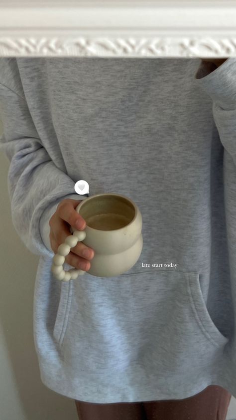 Aesthetic Coffee, Cozy Home, Fashion Aesthetic, Sleep, Mug, Coffee, Instagram