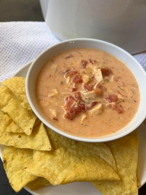 Cheesy Rotelle Chicken Soup, Rotel Chicken Soup, Queso Chicken Soup, Cheesy Rotel Chicken Soup, Chicken Queso Soup, Chicken Rotel Soup, Chicken And Velveeta Recipes, Velveeta Soup, Rotel Soup