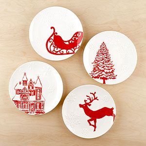 Christmas Bowl Decorations, Xmas Plates, Table For Christmas, Cookies For Santa Plate, Holiday Plates, Christmas Dinnerware, Red White Christmas, Christmas Crafts To Make, Christmas Outdoor