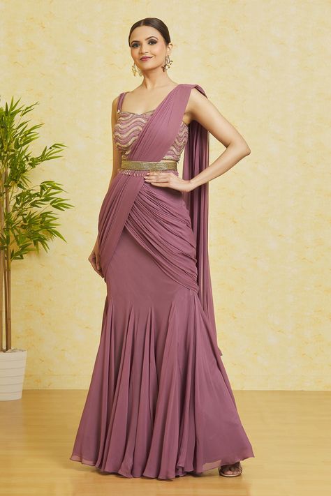 Mauve Lehenga, Lehenga With Blouse, Simple Lehenga, Designer Sarees Wedding, Saree Georgette, Simple Saree Designs, Choli Dress, Indian Sari Dress, Purple Saree