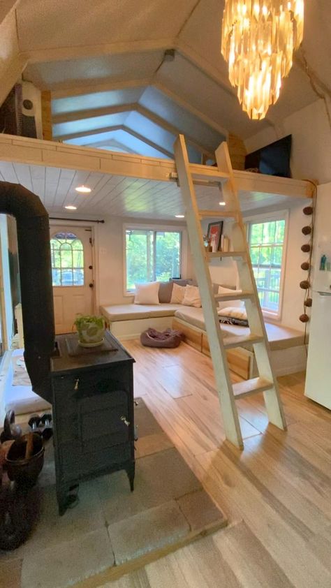 Diy Sectional Sofa, Diy Sectional, She Shed Interior, Ny House, Shed With Loft, Minecraft Basement, Wall Mounted Shelf, Shed Interior, Diy Tiny House