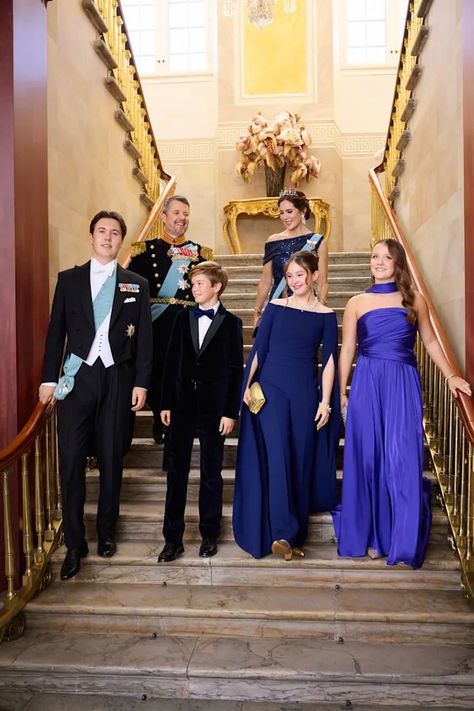 Prince Christian Of Denmark, Deep Purple Dress, Kroonprinses Victoria, Kroonprinses Mary, Princess Isabella, Denmark Royal Family, Evening Gala, Danish Royalty, Olafur Eliasson