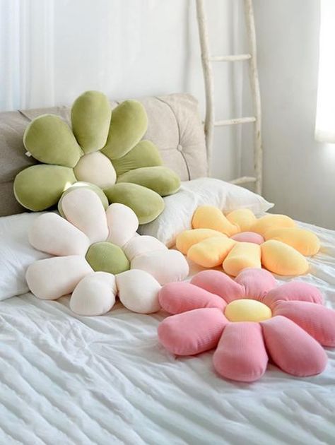 Fluffy Sofa, Tatami Floor, Daisy Pillows, Doll For Kids, Flower Toy, Fun Throw Pillows, Pillow Flower, Bantal Sofa, Soft Sofa