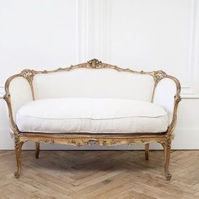 Full Bloom Cottage (@fullbloomcottage) • Instagram photos and videos French Provincial Decor Living Room, Wood Settee, French Room, French Provincial Decor, French Style Chairs, Vintage French Style, Dream Sofas, Antique French Furniture, French Style Furniture